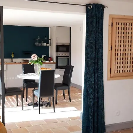 Апартаменты La Vigneraie *